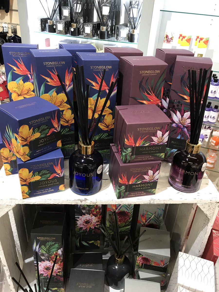 GemmellsGC's tweet photo. Stoneglow new line is in at Gemmells Garden Centre! Divine scents perfect for any home and for a special Christmas present too. Come and check them out while stock lasts! 🤗
#stoneglowcandles #stoneglow #amazingsmells #christmaspresentideas #specialchristmaspresent #musthave https://t.co/gJGRPOHPc5