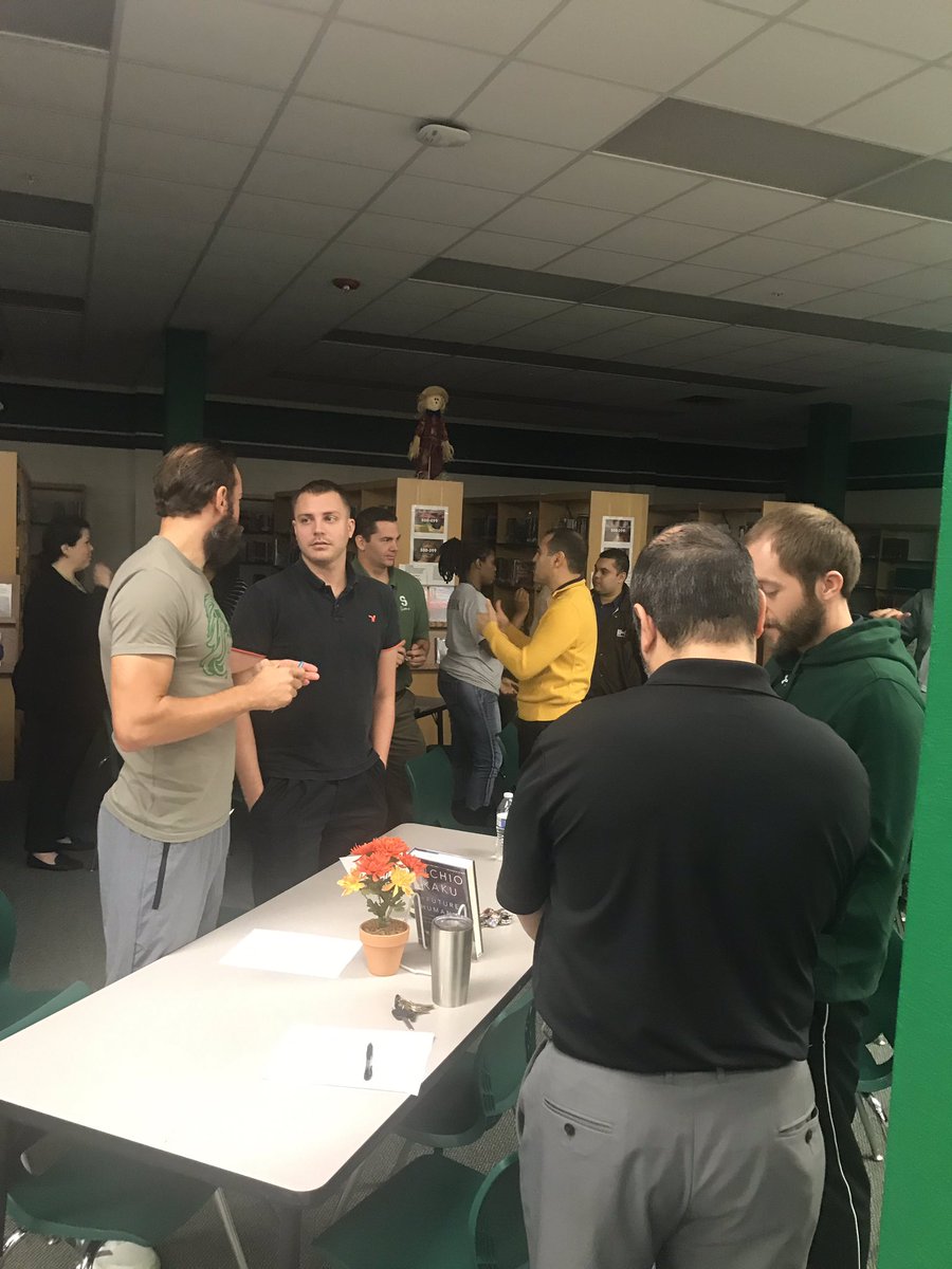 DiakaMelendez's tweet image. Spring High School will Get Better Faster! On campus PD every three weeks, we will get it right! #strongstart #threshold #donow @SpringISD @SPRINGHIGHLIONS