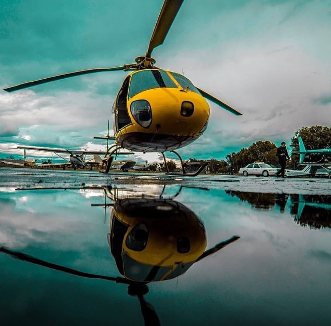 ShopiFlyers's tweet photo. ❤️
Hit the follow us button for more aviation enthusiasm 🚁 ✈️ 
🔹    🔹    🔹    🔹
#helicopter #rotorcraft #yellow #yellobird #aviation #airport #airplane #aircraft #bestairport #guess #terminal #shopiflyers https://t.co/gbhjjvNCm8