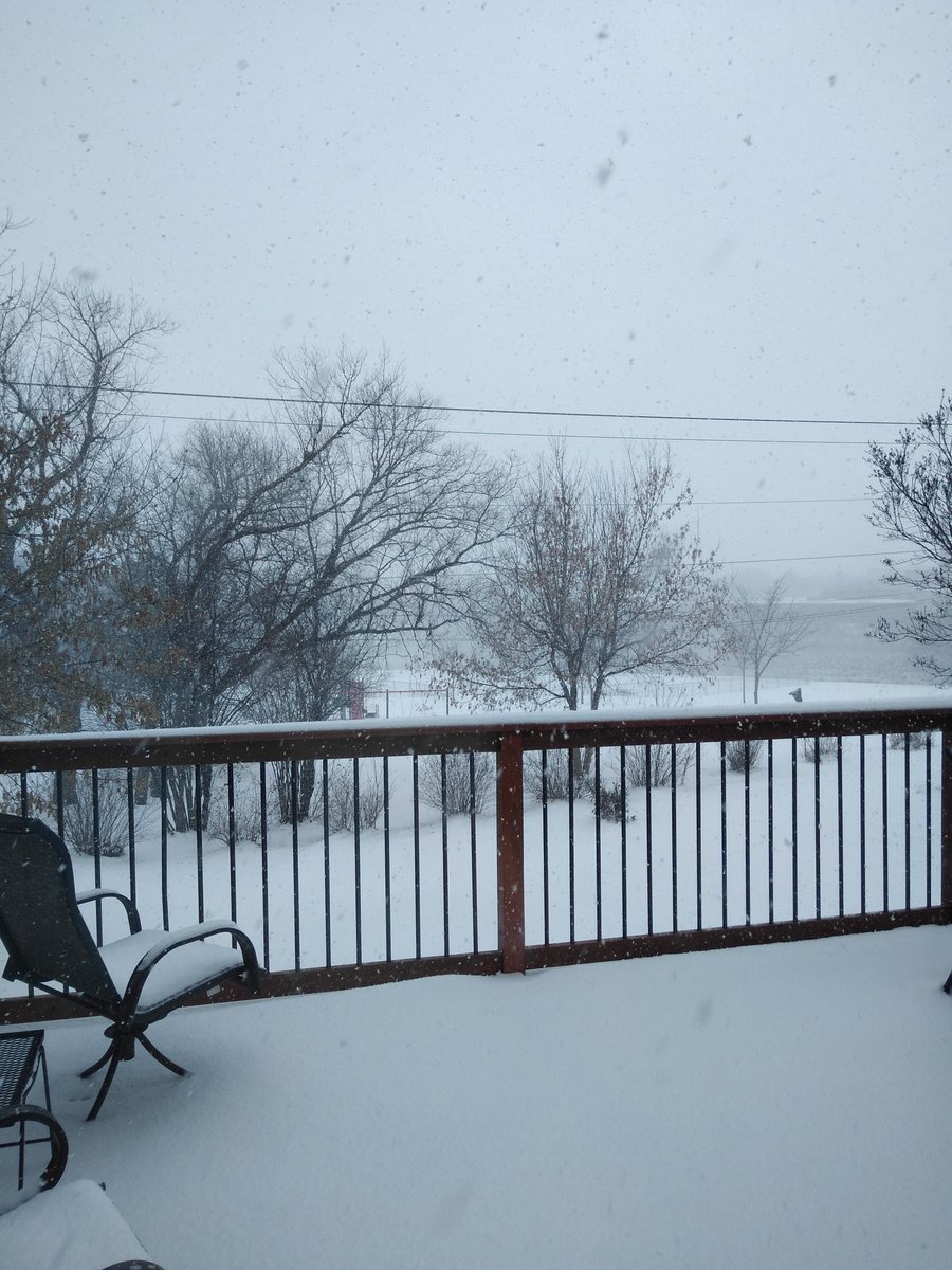 All this #snow is making it hard to resist the urge to decorate for #Christmas. One holiday at a time, right? #HurryUpThanksgiving