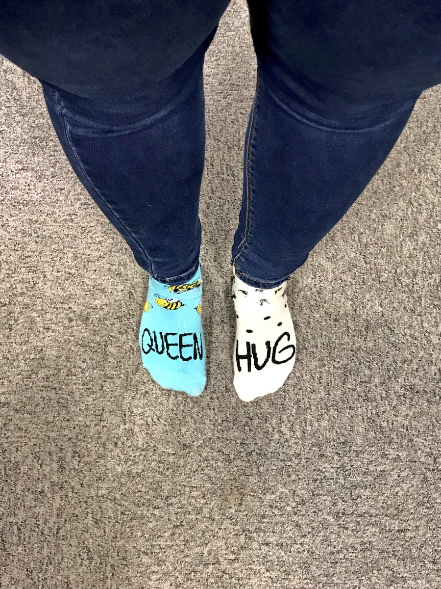 Today I'm supporting #AntiBullyingWeek by wearing #OddSocks 🧦 #ChooseRespect  #oddsocksNTU <a href="/PsychologyNTU/">NTU Psychology</a> it should always be encouraged to be different!