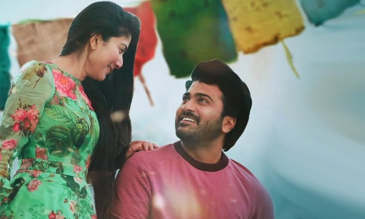 M9News_'s tweet photo. All Set To Lure The Youth – Again!

It has got the romantic feel and soul right with catchy lyrics. The mass appeal is doubtful, but the youth and music lovers are sure to lap it up. 

#PadiPadiLecheManasu #Sharwanand #SaiPallavi #PPLMTitleSong

https://t.co/AM2ClzWhJD https://t.co/MfNMfhJKUt
