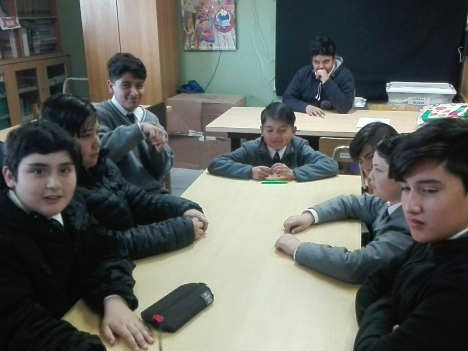 aavalosva's tweet image. En CRA trabajando noticias en la era de la digitalización. 7o básico #CSMA El Quisco @tvn @t13 @CHVNoticias @Mega @LaRedTV @CNNChile