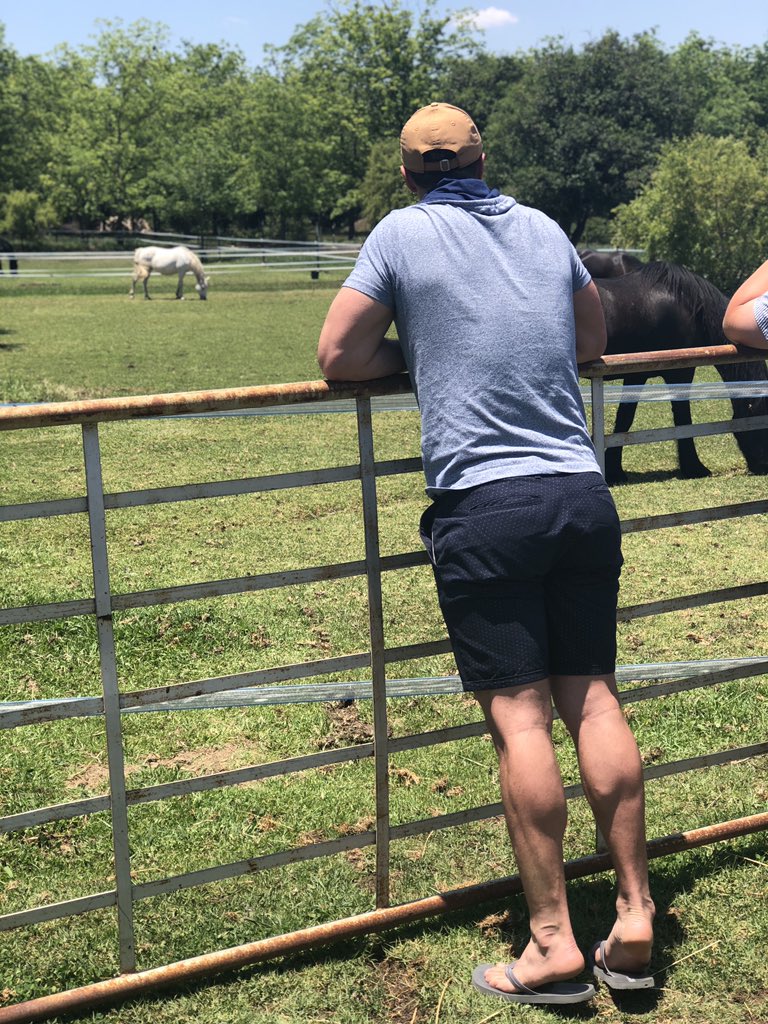 Fun day out with my wife <a href="/Seanique1/">Seanique Williams</a> and this other guy kabernoss28297 👌🏻 #Saturday #fun #wife #friends @ Black Horse Brewery