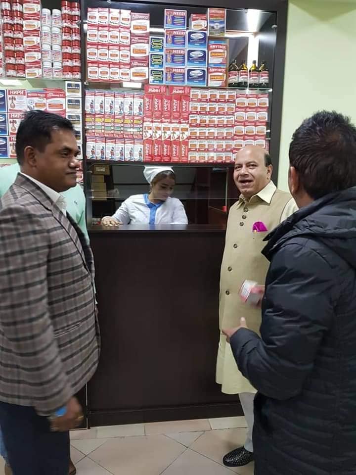 AyurvedaAimil's tweet image. First Ayurveda Center in TAJIKISTAN, Dushanbe with the tie-up of AIMIL Pharmaceuticals INDIA and Davo Plus LLC Tajikistan. Inaugurated by Senior BJP Leader Shri Vijay Jolly at 22 November 2018
.
All India Institute of Ayurveda, New Delhi
.
#AimilPharma #AimilAyurveda #Tajikistan