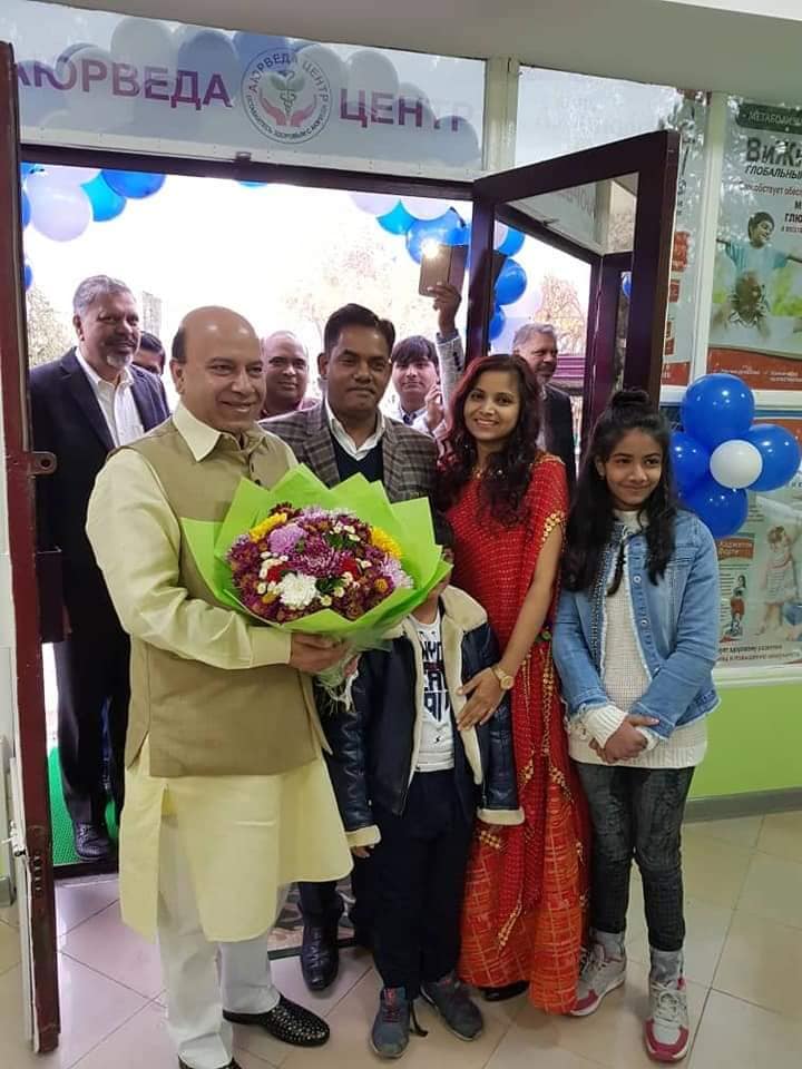 AyurvedaAimil's tweet image. First Ayurveda Center in TAJIKISTAN, Dushanbe with the tie-up of AIMIL Pharmaceuticals INDIA and Davo Plus LLC Tajikistan. Inaugurated by Senior BJP Leader Shri Vijay Jolly at 22 November 2018
.
All India Institute of Ayurveda, New Delhi
.
#AimilPharma #AimilAyurveda #Tajikistan