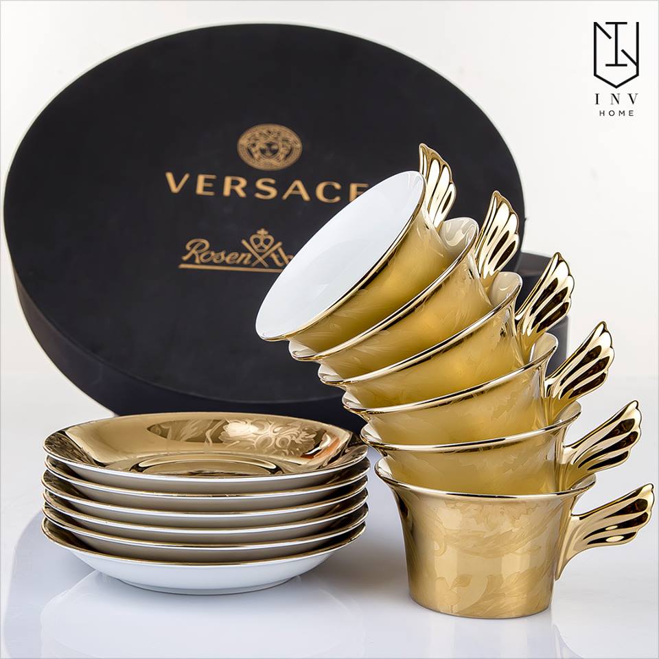 With an alluring design around its neck, this intricately crafted Cup &amp; Saucer is a perfect addition to your tea time.

Shop Cup &amp; Saucers: invhome.in/dining/tea-cup…

#Dining #CupandSaucers #TeaSets #Dinnerware #Tableware #INVHome