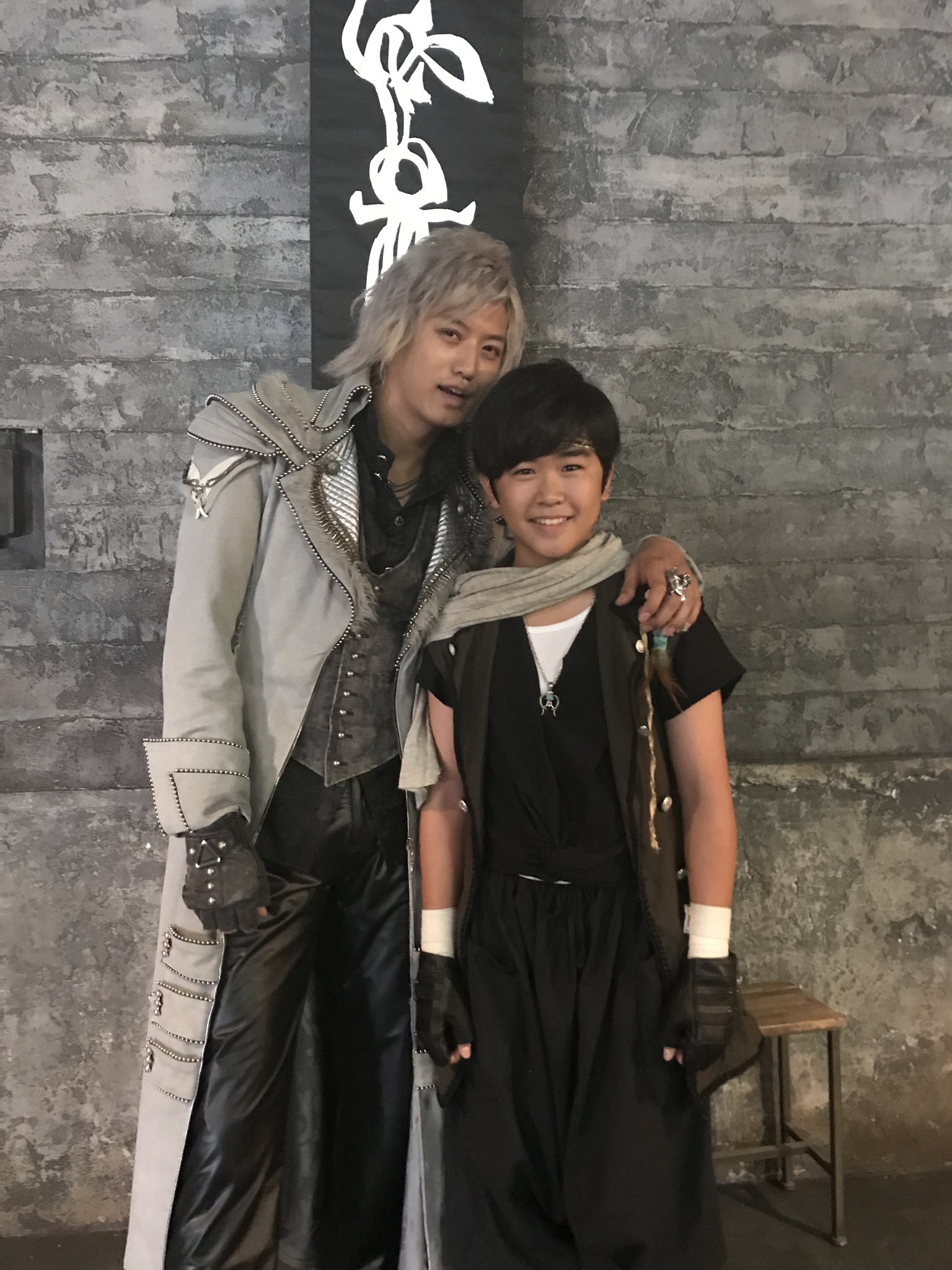 井上正大 この間の7話は鈴木福君との共演でした ディケイド好きなんです って現場で言ってくれたから 来週見てくれるかな 共演シーンは狂気的でしたが 最後のシーンのテストで まるまるもりもりみんな食べるよ って言いながら刺したのが語呂が