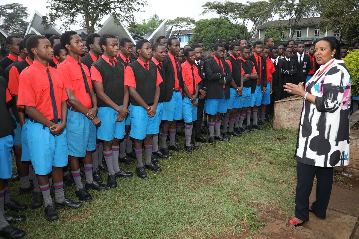 AMB_A_Mohammed's tweet photo. Addressed students at Starehe Boys Centre on #KCSE2018 Day 17 and assured them that the strict measures put in place to curb examination malpractice had leveled the playing field for all candidates. @ExamsCouncil @TSCKenya @KICDKenya https://t.co/CdAU6uvU44