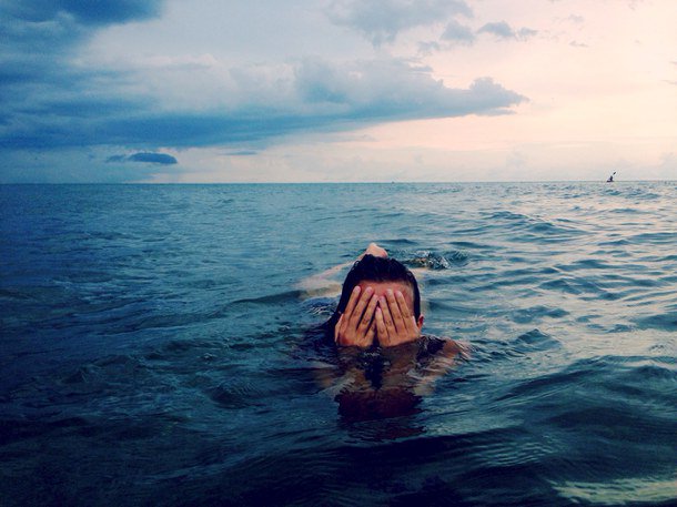 broken__mermaid's tweet photo. eat your oysters 
they’re an aphrodisiacs

we all need more sex in our lives

swim with me.

.m. https://t.co/MHPjebFt1v