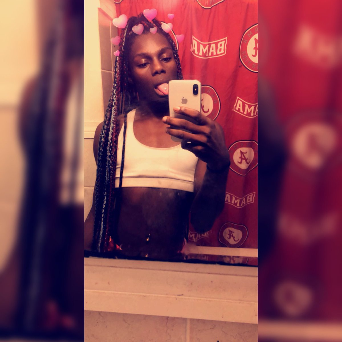Tiara_2199's tweet photo. -I’ll Always Be Your Midnight Snack🍫🍫
#NiggasAintShit https://t.co/mwquGV79WY