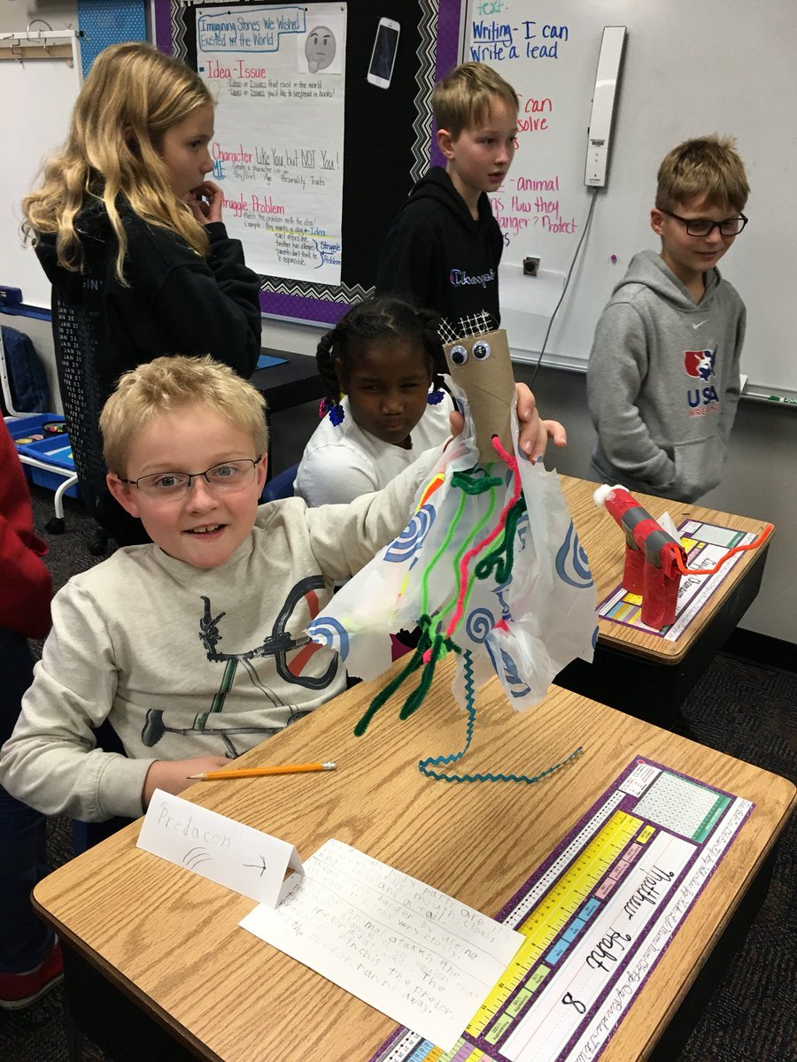CedarHeights4th's tweet photo. 4th grade scientists sharing their animal projects. #stemcreations https://t.co/rWLQ7JLCrr