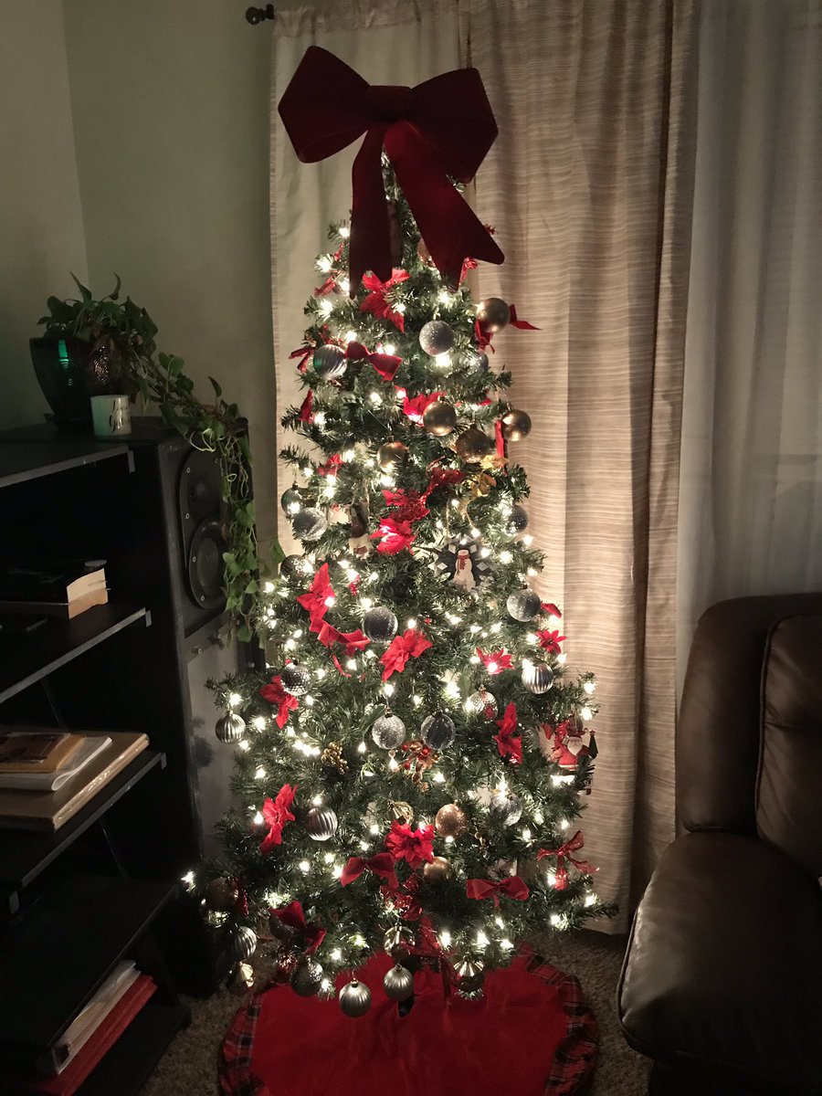 MrsRandolph0625's tweet photo. It’s beginning to feel a lot like Christmas 🎄😃#mylittletree🎅🏾🤶🏽 https://t.co/qm1nmvA9k5