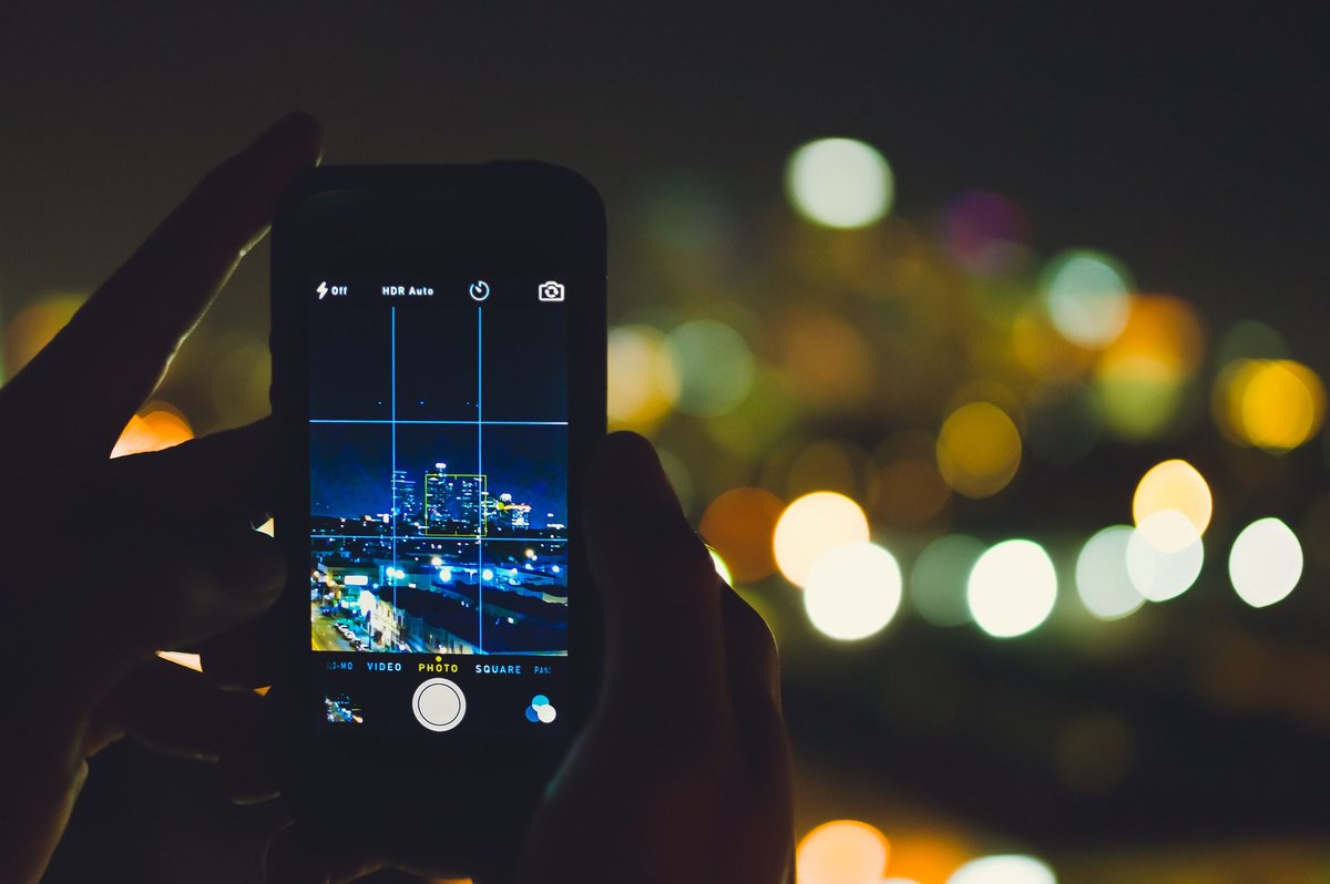 BenjaminAll's tweet photo. 5 Ways In Which Artificial Intelligence Has Changed Smartphone Cameras https://t.co/aysJMri86v https://t.co/lCHgbtMP8k