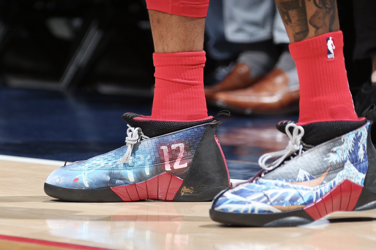 KELLYOUBREJR with the custom Air Jordan 