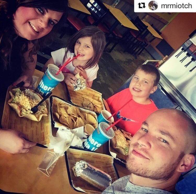 PocoTDM's tweet photo. Taco Del Mar Family Night is tomorrow from 4-6pm. Free kids meal for every adult combo meal purchased, dine-in only.                                  For more info: https://t.co/tEgCOcVDfZ https://t.co/HU2lYXEMxf