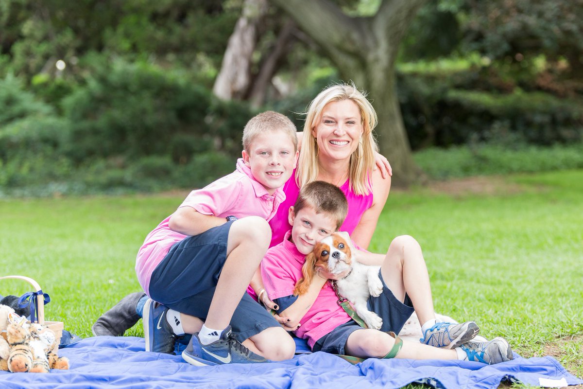 hotforhope's tweet photo. Help with Hope celebrates #GivingTuesday and pledges to support more kids whose parent has cancer - https://t.co/5fsct4kCMY https://t.co/2TzGWEbBbe