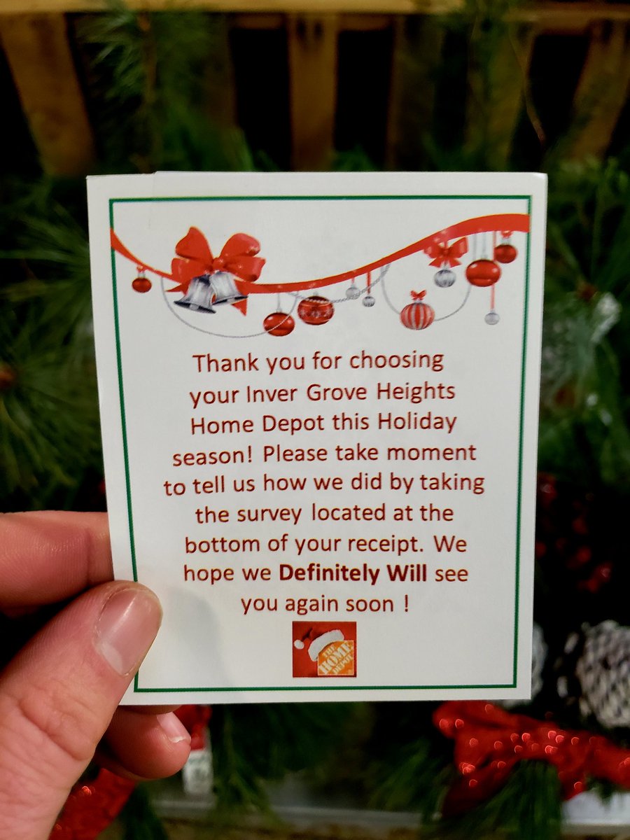 Giving our customers holiday cards during checkout in our tree lot to let them know we appreciate their business! <a href="/AveryYoung18/">Avery Young</a> <a href="/beppert81/">Brandon Eppert</a> <a href="/christina_l4747/">Christina Larson</a> @BurgEric22