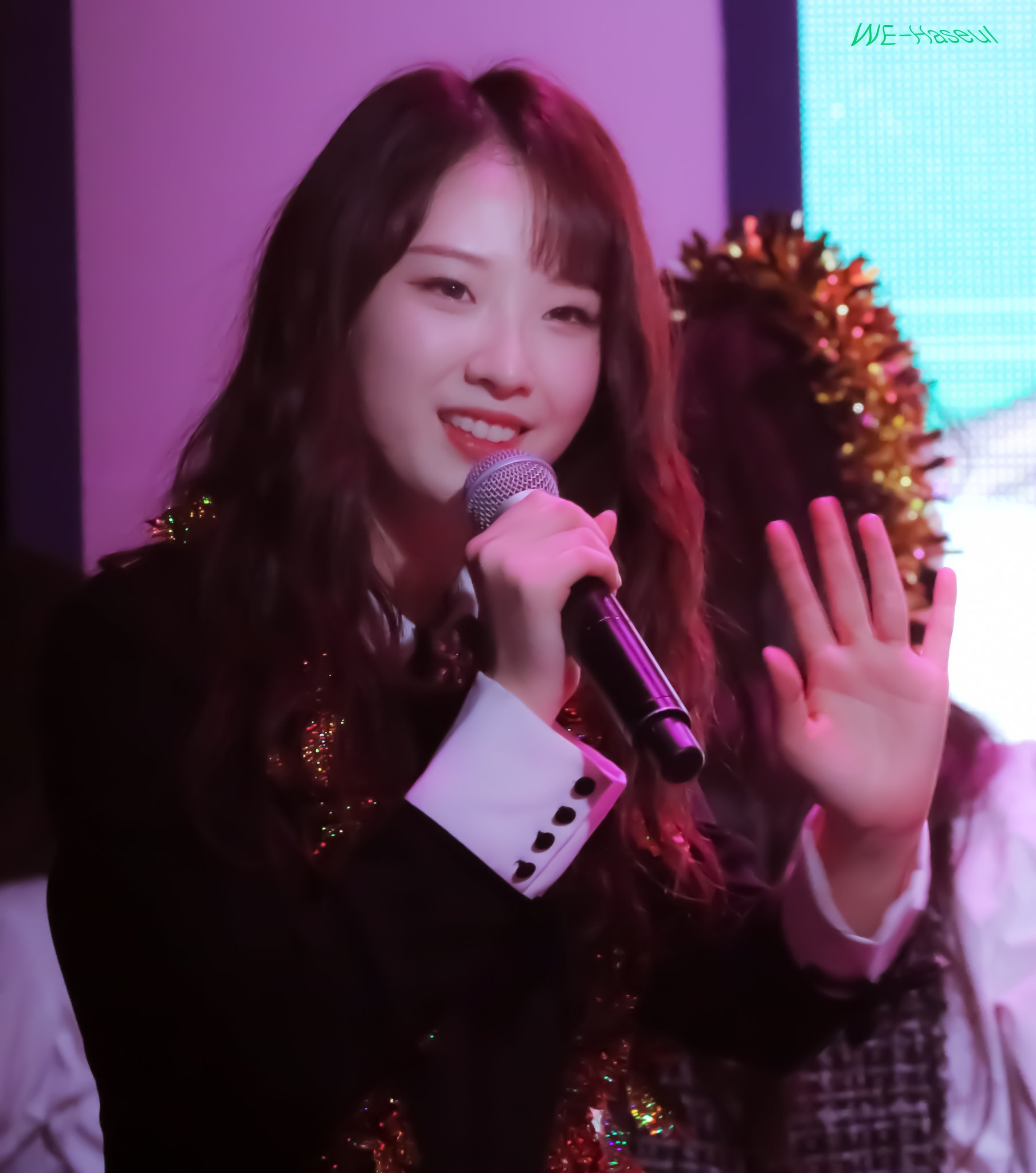 Ds-HcCHU4AAcliD.jpg:orig