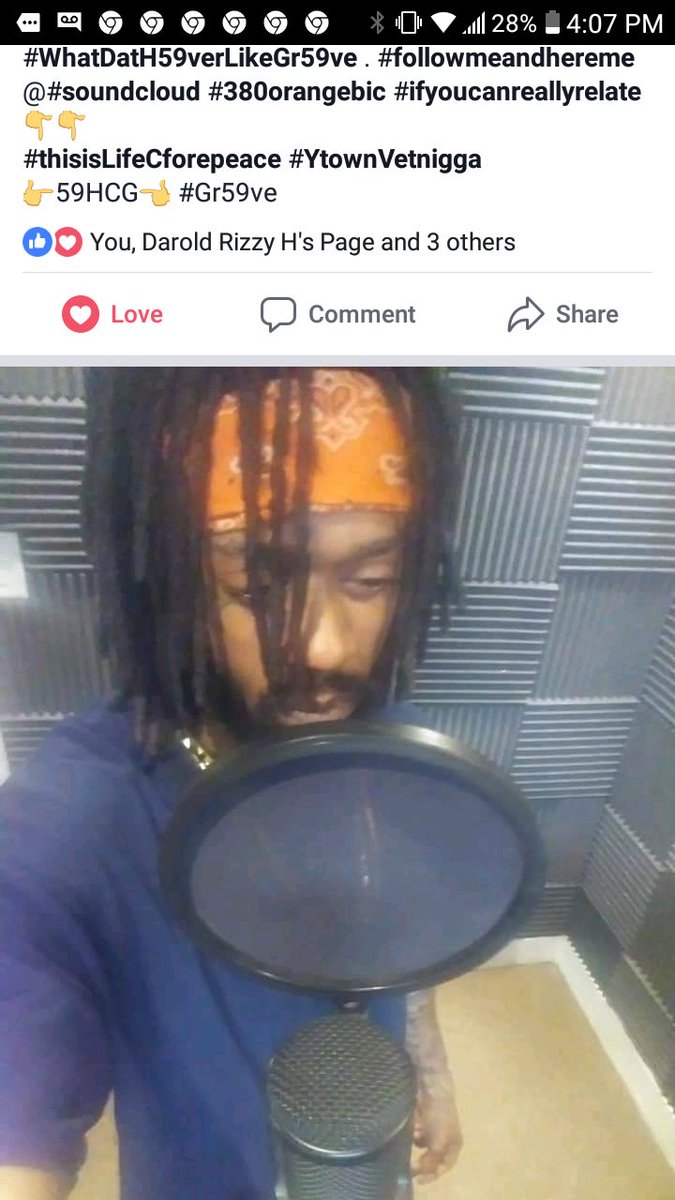 DevGr59ve's tweet photo. #FollowmeandhearMe @soundCloudDevloc #IfYouRealyCanRelate #DropThemComments #ThisIsLifeCforPkeace #ArealYxungstxwnXhixVetMusicNiggaGr59ve #IAmAYoungstownMusicIndusrtyGoat https://t.co/mJYENo289w