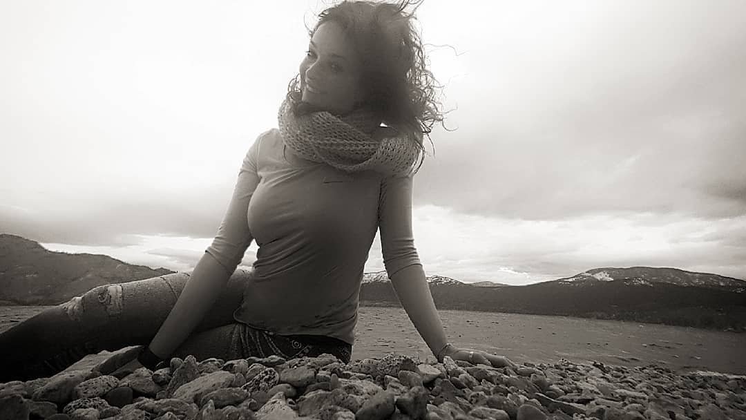 Emoiryah's tweet image. In my element🙏🖤
#emoiryah #naturelover #watervibes #peaceandlove #singersongwriter #singer #recordingartist #hope #faith #positiveenergy #passion #storm #okanaganlake #autumn