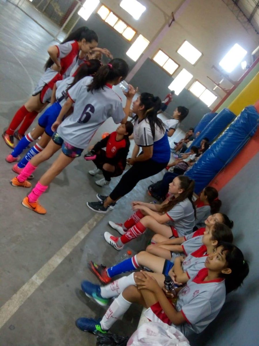 FutbolFemCDM's tweet photo. #FutsalFemenino #PrimeraLiga
El Domingo las #Gallitas visitaron a #Cenared por la fecha N°14 . Los resultados fueron los siguientes:
#Primera cayó 5-3
#Reserva cayó 5-1
#Única cayó 5-1
#Cuarta cayó 9-3
#Quinta cayó 6-2
#Sexta cayó 6-4
#VamosGallitas ⚽🐓 https://t.co/p853CBkWE9
