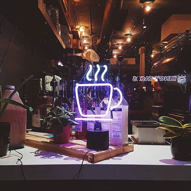 openlatedotorg's tweet photo. Gunna be a lot of this the next few weeks. Let's crush the rest of 2018!
Woo!
.
#toronto #torontolife #neon #neonlights #filtersarelame #vscocam #vsco #s7 #galaxys7 #coffee #cafe #windowshopping #werkin #photography #sl33p #swyfd #hustle #sidehustle #hus… https://t.co/eWi6nkan04 https://t.co/boFW4Qx0hV