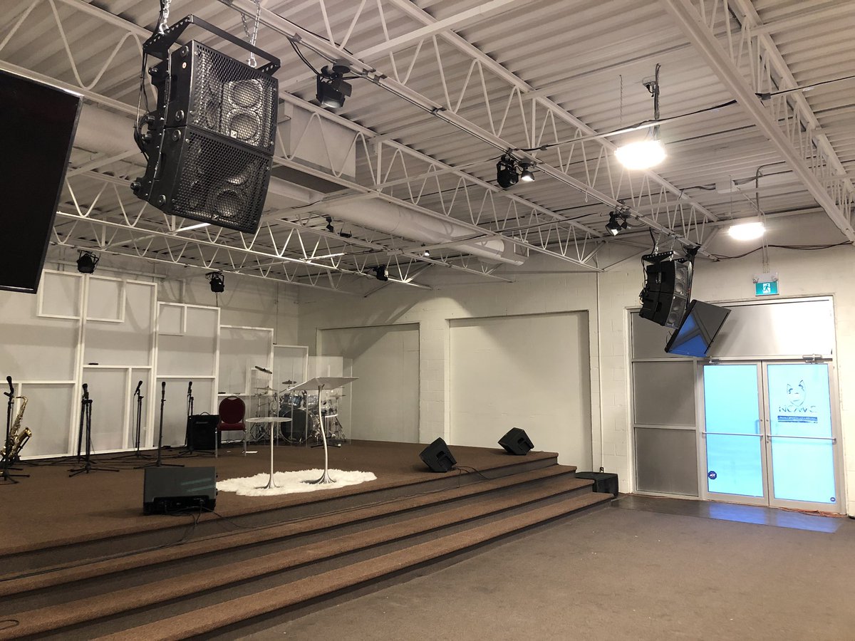 PatrickmediaWpg's tweet photo. Line array Mondays with Patrick Media ! https://t.co/0Z57HBjskC