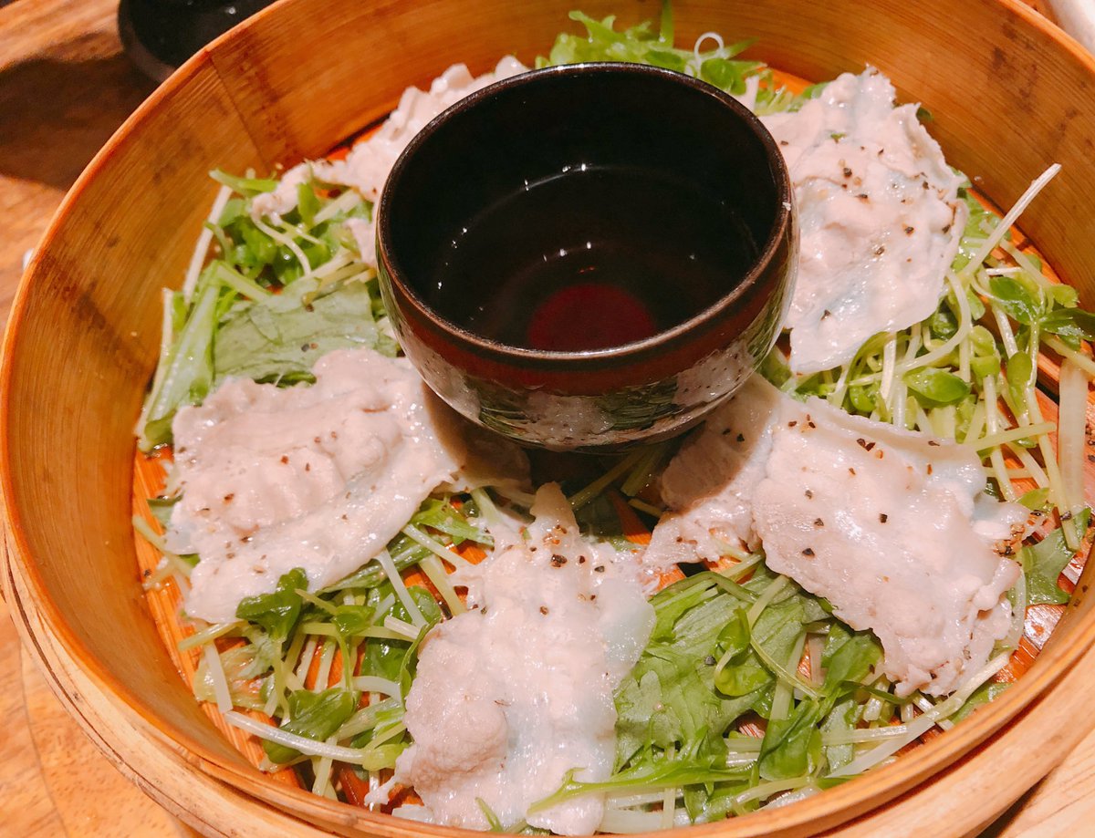 3mimmim3's tweet photo. 福島のる主水でデート！！

この前の飲み会で出会った方とご飯に行ってました😊

お話ももちろん、料理も美味しい！
福島でこんなおしゃれで美��しいお店見つけてくるセンスが素敵💕💕

#福島
#る主水
#あってみないと分からない https://t.co/gCq1asbefV