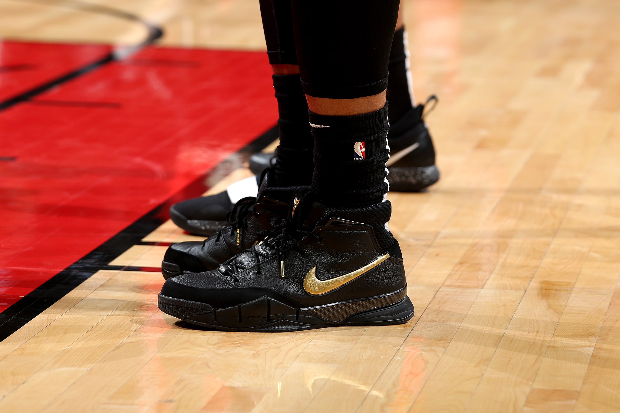 B/R Kicks on Twitter: ".@DeMar_DeRozan the “Mamba Day” Nike Kobe 1 in Chicago / Twitter