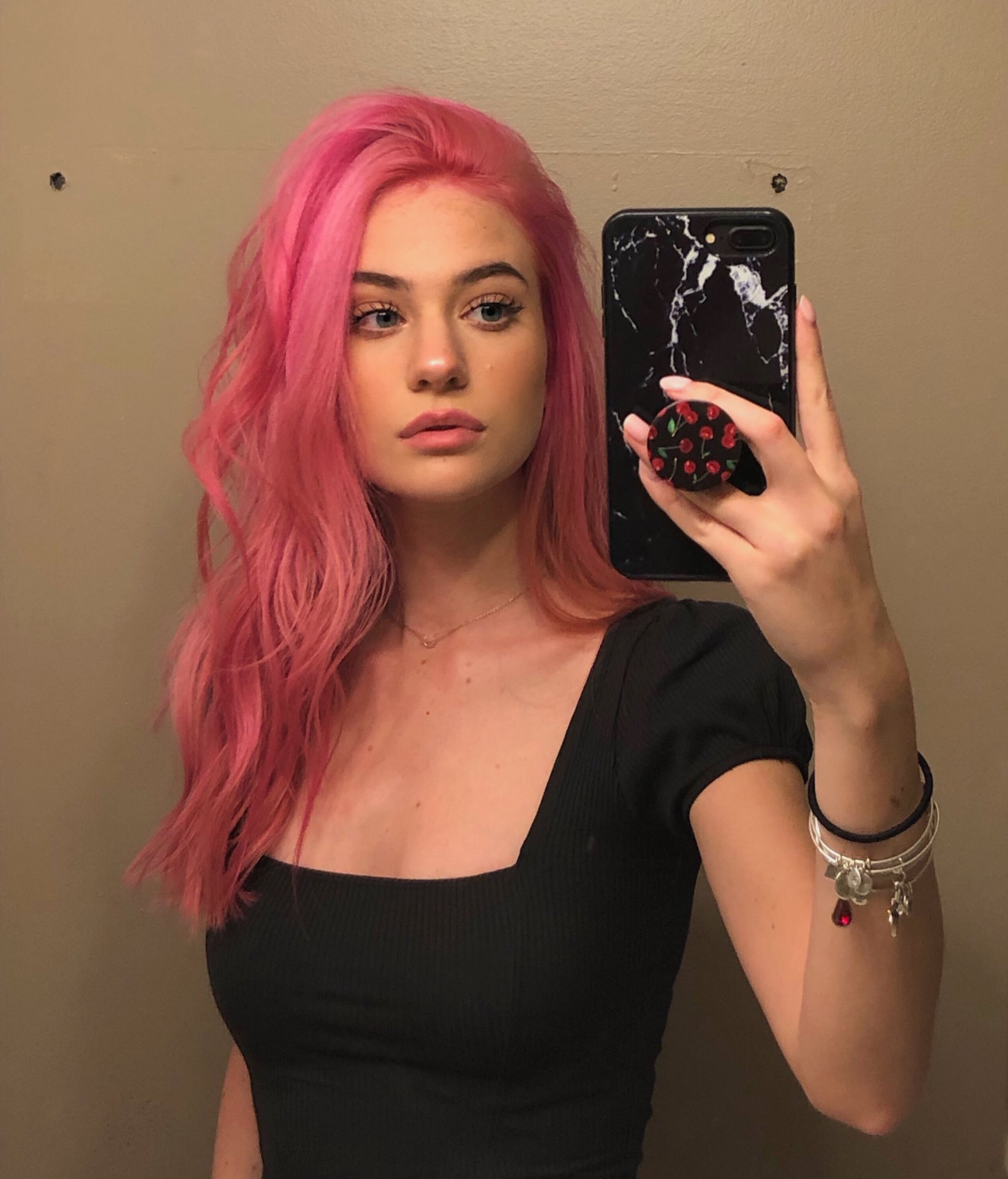 This Angelmelly Leak Is Beyond Crazy - scroigw