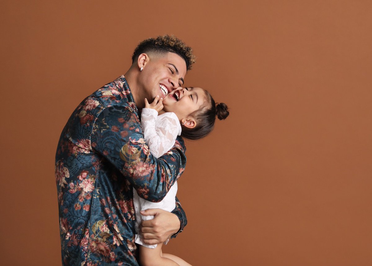 AustinMcbroom's tweet photo. When my daughter says, “Daddy I need you!” I wonder if she has any idea that I need her a billion times more. https://t.co/2WgT82w4VR