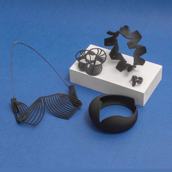 Sarah Ceravolo <a href="/Convolo_Design/">sarah ceravolo</a> - explores #newtech by embracing computational design #3Dprinting to create #jewellery pieces and products. Contemporary #makers panel <a href="/Fab9AU/">Fab9AU</a> X @MelbourneGA event next Thurs 6 Dec - Craft in the age of Digital Fabrication. ga.co/digitalcraftfa…