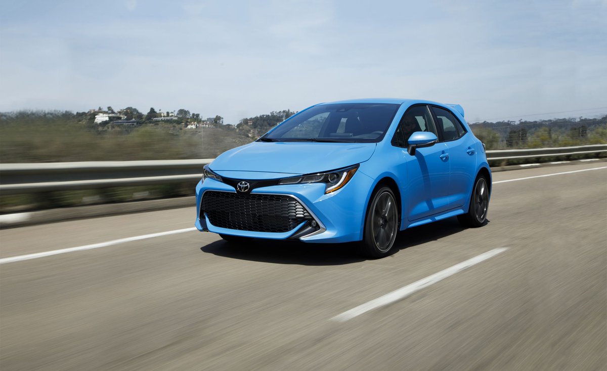 ShutongLi5's tweet photo. @Toyota The NEW 2019 Toyota Corolla hatchback is my dream car! It is a great size for me as a college student to drive with the great convenience of navigation system. It would makes driving way easier without looking at the small navigation screen on the phone! https://t.co/1Lti1zLydc