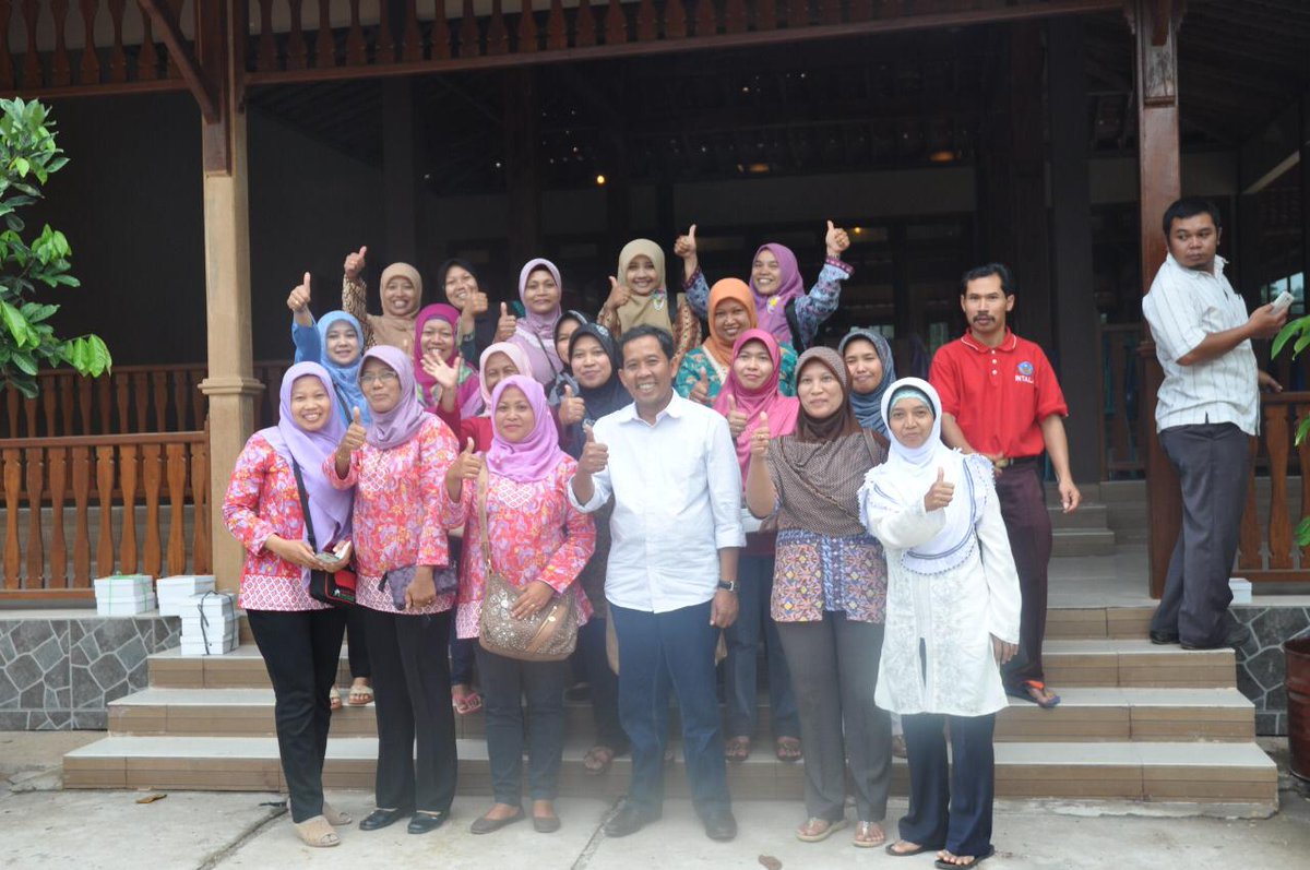 Serap aspirasi, peran serta petani untuk kemandirian pangan dalam rangka mewujudkan ketahanan pangan nasional
@SahabatFadholi <a href="/NasDem/">Partai NasDem</a> <a href="/iskandar_moh/">MOH.ISKANDAR</a> <a href="/InfoKendal/">IG @Kendalupdate</a> <a href="/JatengPos/">Jateng Pos</a> <a href="/jokowi/">Joko Widodo</a> <a href="/NasdemJTG/">nasdem jateng</a> @Ey_Coss <a href="/MasUdMM5/">Mas Ud MM</a> <a href="/nasdem_news/">NASDEM News</a> <a href="/PemudaNasDem/">Garda Pemuda NasDem</a> <a href="/ganjarpranowo/">Ganjar Pranowo</a>