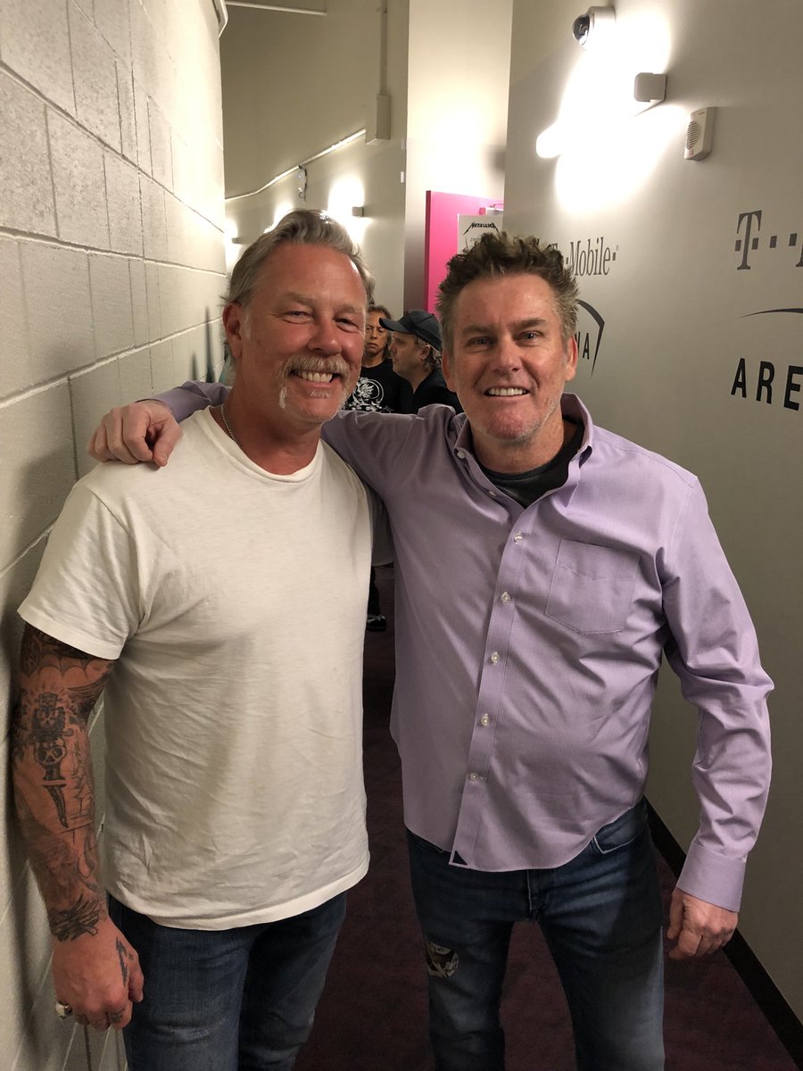 BrianReganComic's tweet image. Me and some dude!