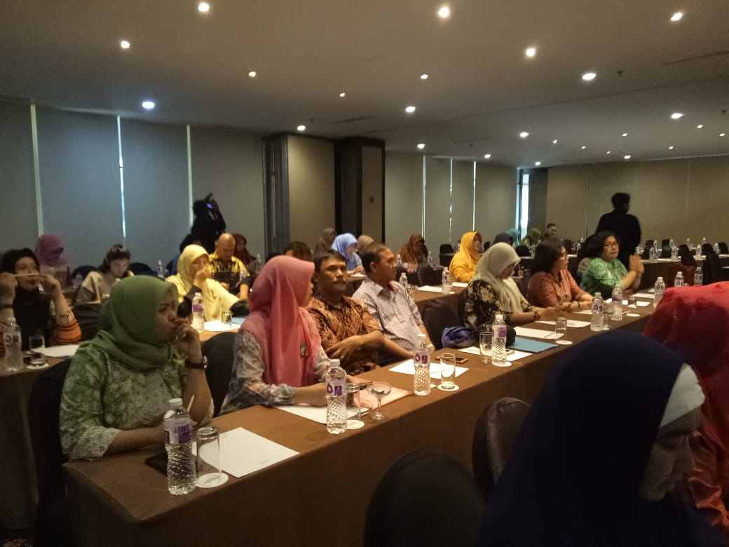 AyoSehatKemkes's tweet image. Konas ke-4 PKRS sudah dibuka dengan aktivitas Workshop Preconference, sudah banyak yang hadir nih, untuk info lengkapnya bisa langsung cek melalui website Konas PKRS konas-hph.com  #konas #pkrs #konas4 #konaspkrske4 #konashph