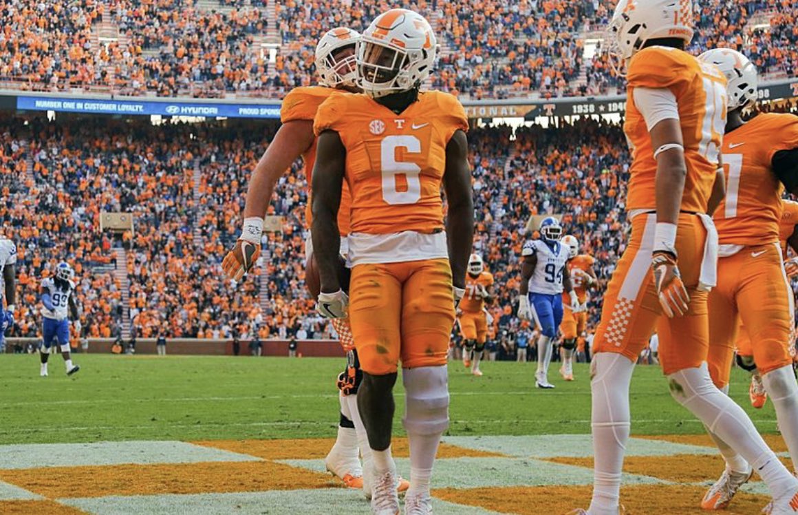 CoachParkerBall's tweet photo. ALL GLORY TO GOD 🙏🏼 Beyond Blessed to have received an offer to play at the University of Tennessee
#GBO 🧡
@BALLERSCHOICE1 @SWiltfong247 @Mansell247 @CoachStiff @CoachJPruitt @ErikRichardsUSA https://t.co/VtQUXGStdw