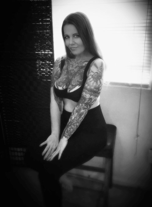 📷 https://t.co/Q21metlV0L<a href="/tag/pawg"class="tags"><span>#pawg</span></a><a href="/tag/milf"class="tags"><span>#milf</span></a>