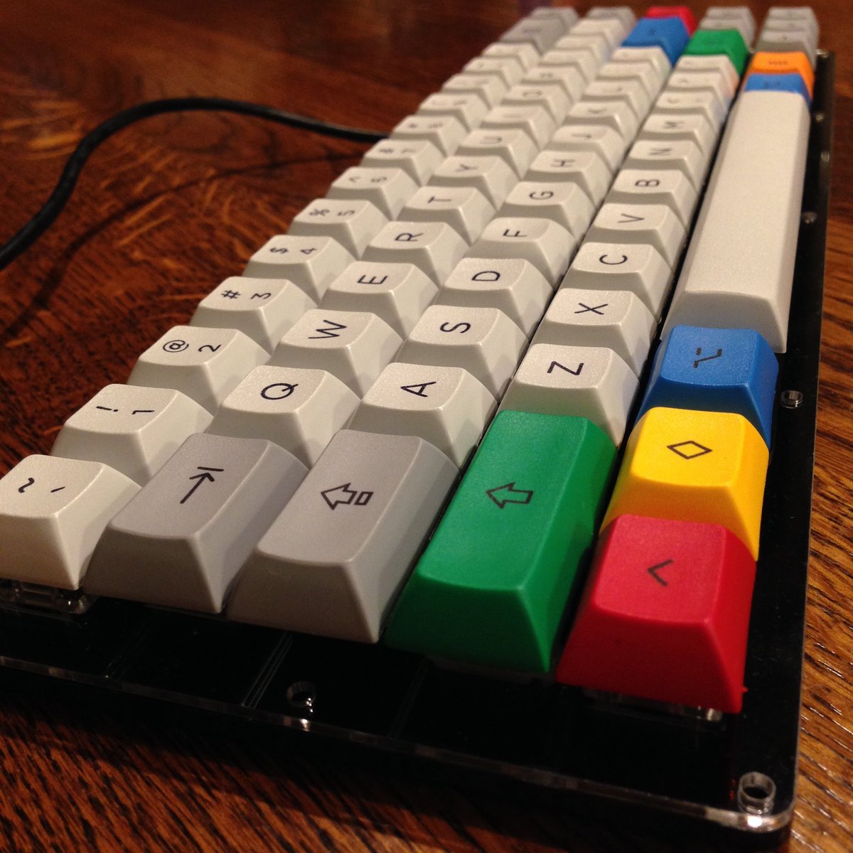 これをアクリル板から作りました（1年半前）