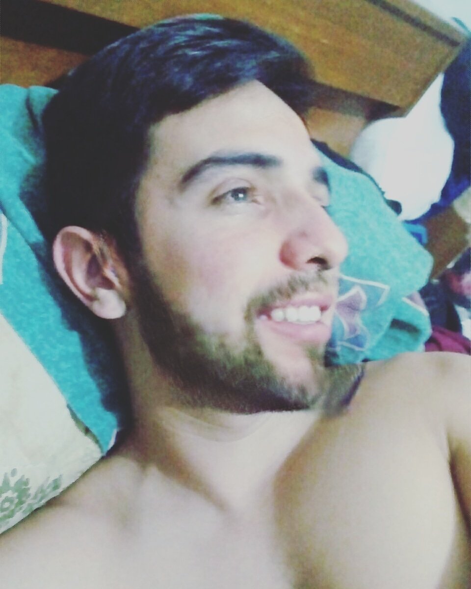 _ReyCid's tweet photo. Ya me tengo que rasurar jajaja https://t.co/fwNCfWNNLm
