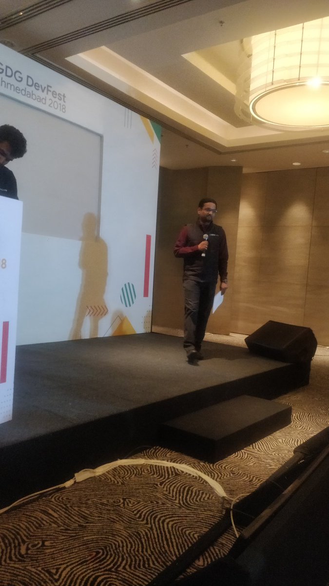 spachori94's tweet photo. Thor of PJs. His hammering PJs are actually heavier than thor's hammer. @dhuma1981 but he always get his audience hooked. #webTrack begins!
@GDGAhmedabad #DevFestAhm #DevFest18 #DevFestIndia https://t.co/zT6zXWLtuj