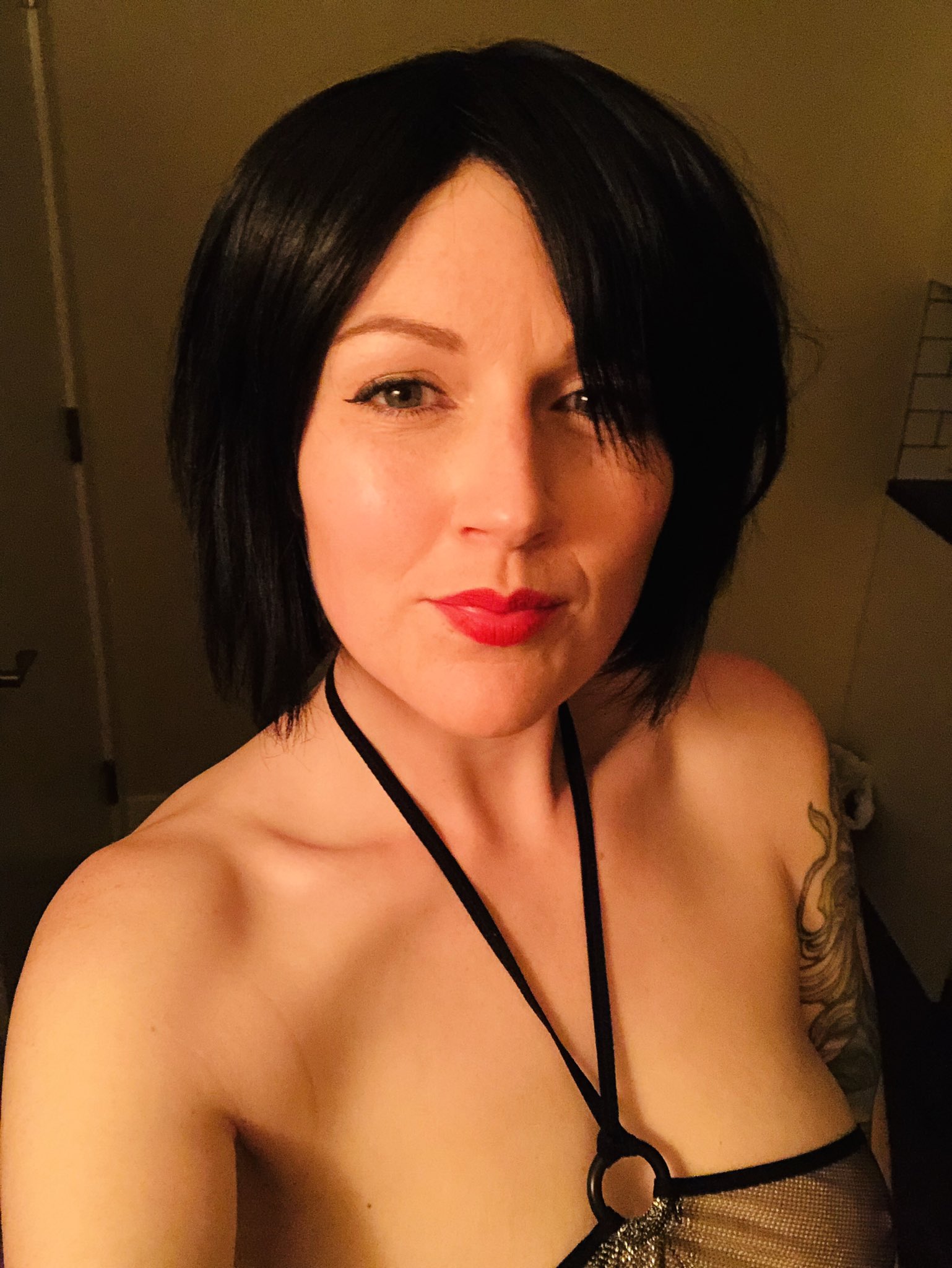 Ray Harridan on X: Feelin cute tonight, staying in with a date on the  evening of the Santa parade. Great shoot earlier today that I cant wait to  share! Really excited to