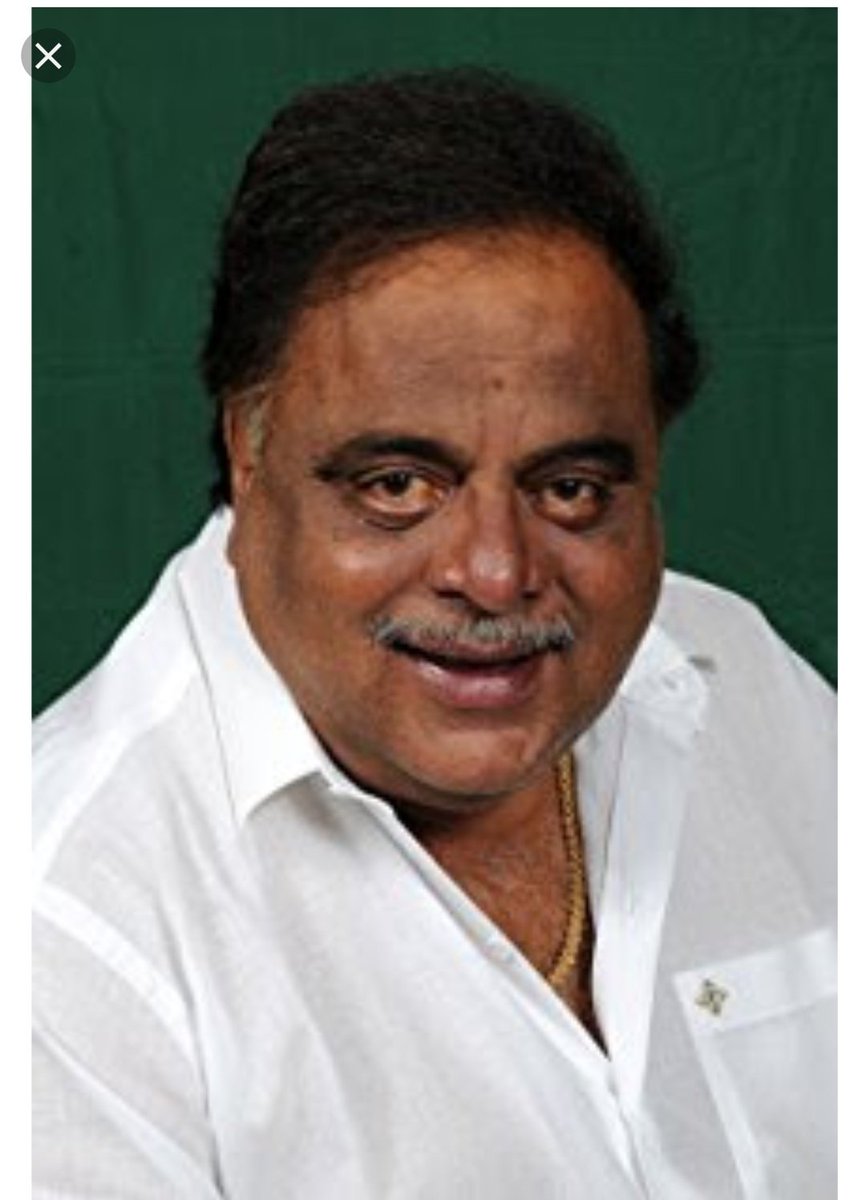 KollywoodCinima's tweet photo. Legendary Kannada Actor-turned-politician, Rebel Star #Ambareesh Dies At 66. RIP 🙏
#RIPAmbareesh #RipAmbrish #RestInPeaceAmbareesh 🙏 https://t.co/tMXE9JUzjy