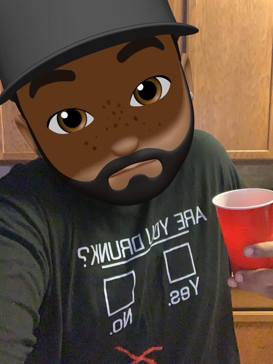 XxATLienxX's tweet photo. 🤷🏽♂️🤷🏽♂️😬😬🥃 #hennygang #hennythangspossible #hennythanggoes #hennyfulnight #hennyfullife https://t.co/Nz9IsZ8FmJ