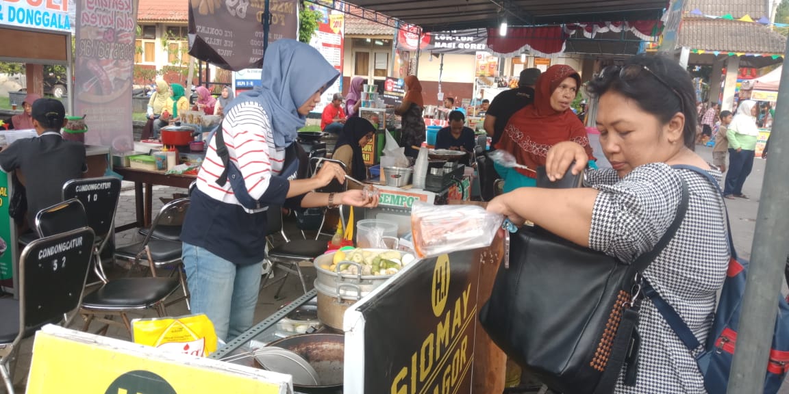 depokkec's tweet photo. Minggu mau kemana #WargaDepok Ayo ke Condongcatur Expo dlm rangka HUT Ke-72. Terakhir hari ini pukul 12.00 di Balai Desa Condongcatur.
#CCAF3 https://t.co/kqt33lbAM2