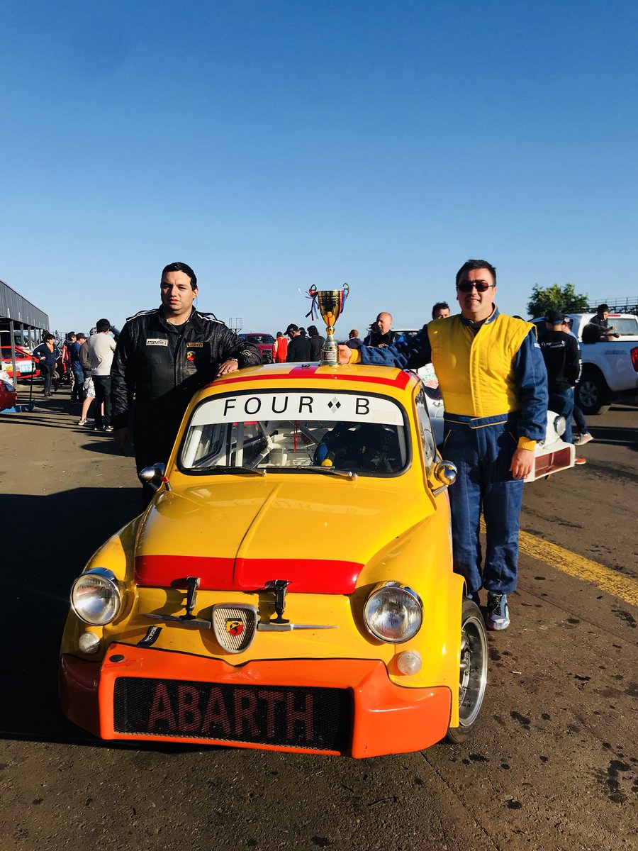 jaimex32's tweet photo. Terminando el año , con la carrera más importante de la copa 1000 las 3 horas de temuco de interlomas , en un 2do lugar , demostrando una ves más que con constancia ,todo se puede  ,@Kathia_Ram ,@Yorka_ch,@aviveroskobus,@Deportes_Ancud ,@ https://t.co/SI5T26kb2b
