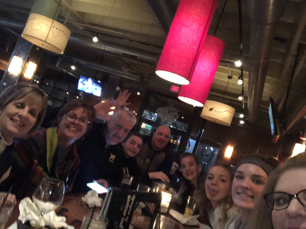 MsBAM6's tweet image. #familyiseverything