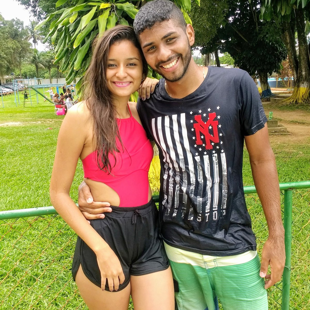 Vivilayne20's tweet photo. , Amor , não importa a distância que nos separa , mais sim o amor que nos une. ♥️ https://t.co/rL7ywATG0T