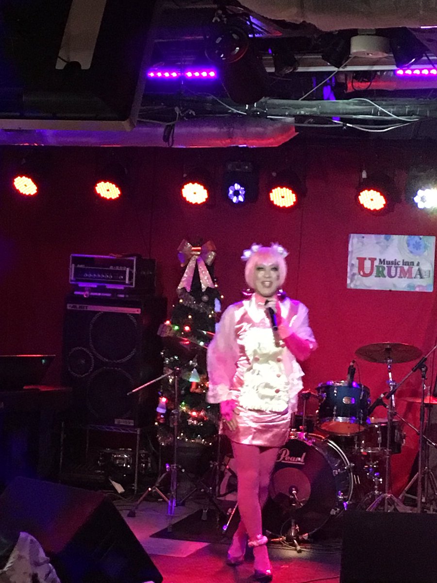 Musicinnuruma's tweet photo. 昨夜はSAYONARA PARTYでした♬
お越しいただきありがとうございました😊
皆さんの愛のステージに感謝💟
笑顔が一番ですね✨
これからもうるまを宜しく��願い致します🌺🌺🌺🌺🌺
#うるま
＃感謝
#みんな輝いている
#愛 https://t.co/sE1c77Hrlq